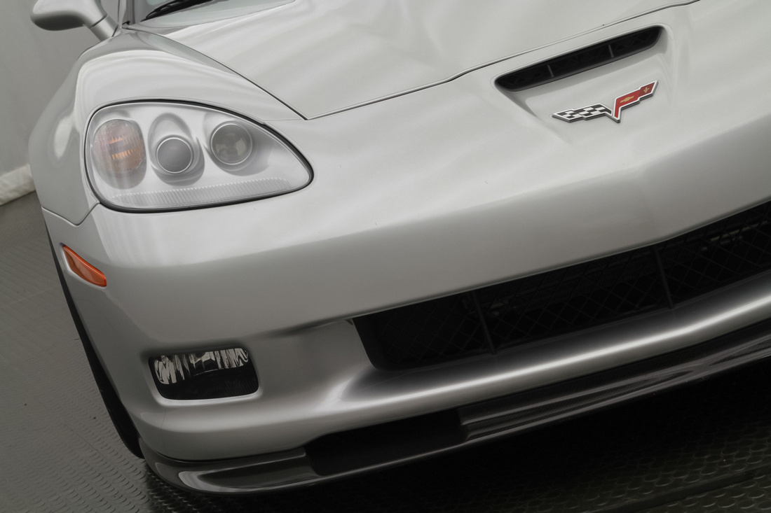 2009 Corvette ZR1 - Blade Silver Metallic