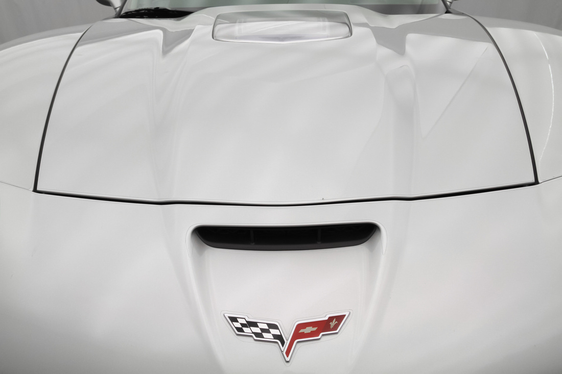 2009 Corvette ZR1 - Blade Silver Metallic