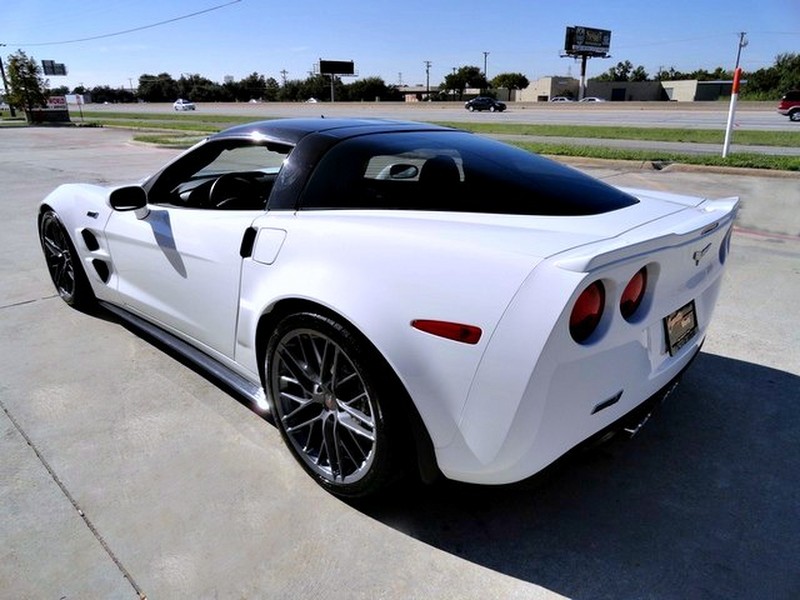 2010 Corvette ZR1 - Arctic White