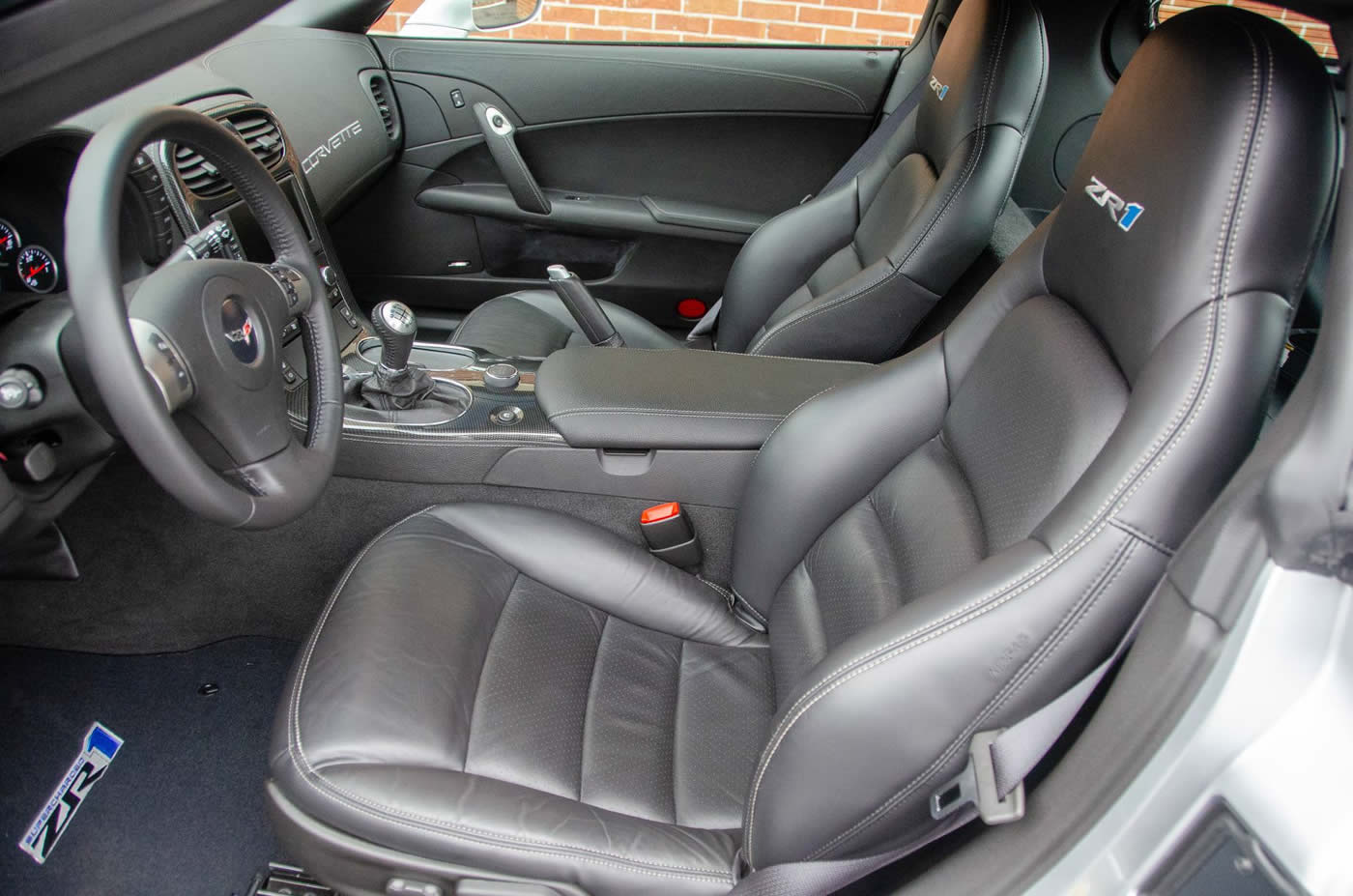 2010 Corvette ZR1 in Blade Silver Metallic