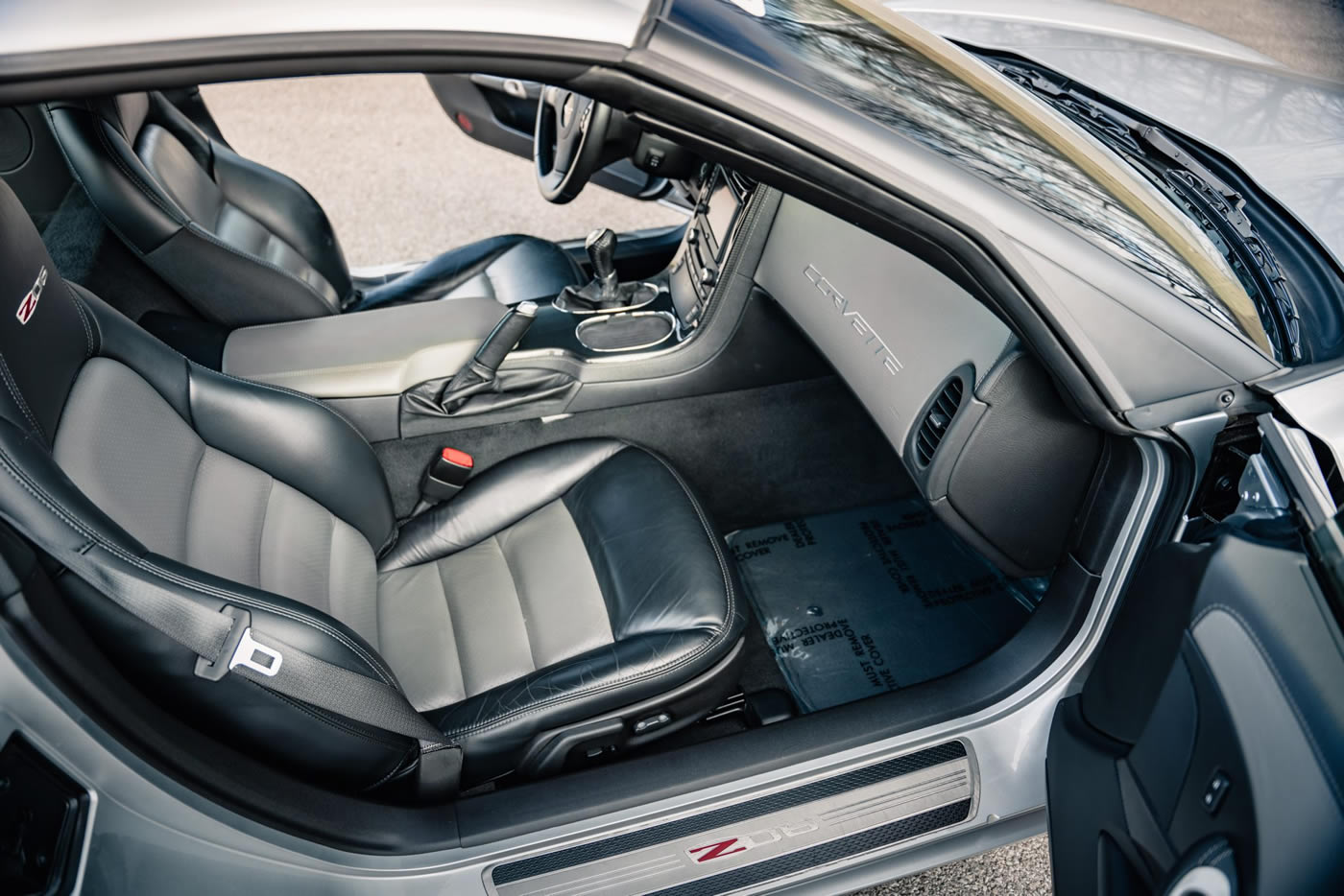 2011 Corvette Z06 3LZ in Blade Silver Metallic