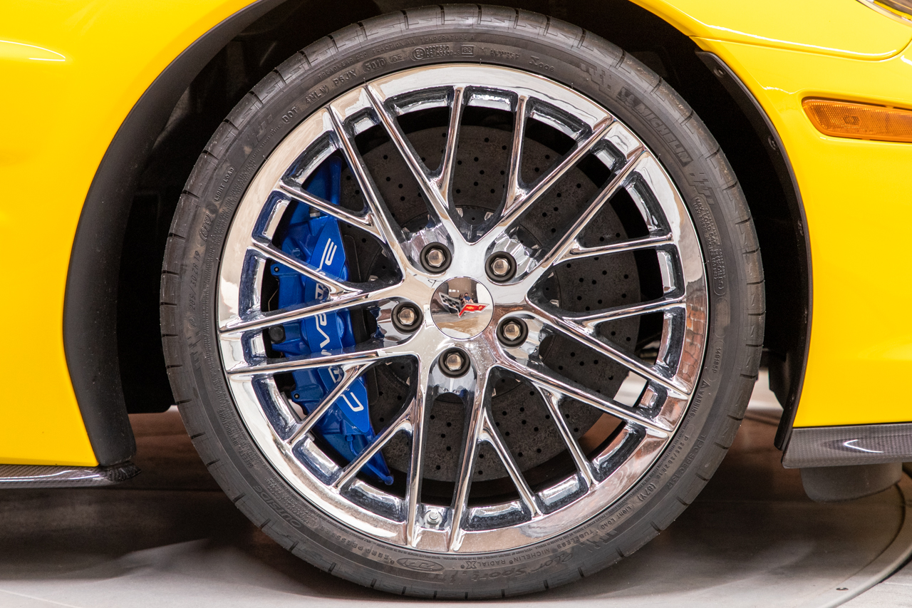 2011 Corvette ZR1 3ZR in Velocity Yellow