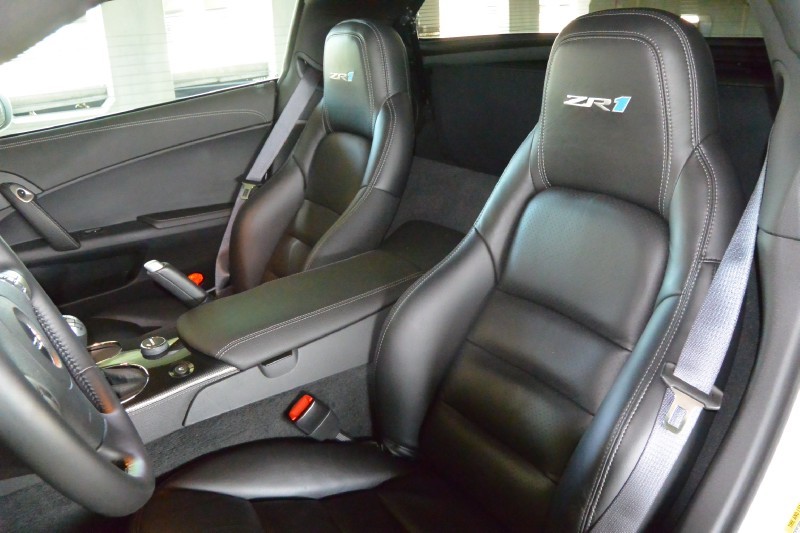 2011 Corvette ZR1 - Arctic White