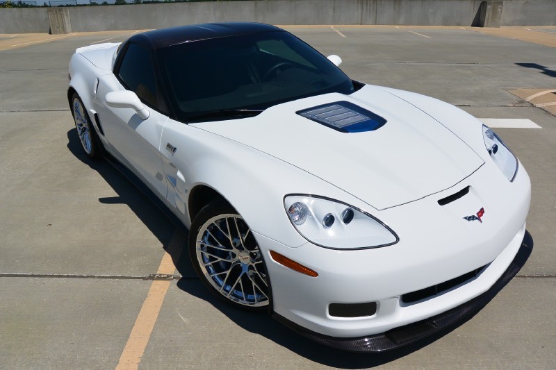 2011 Corvette ZR1 - Arctic White