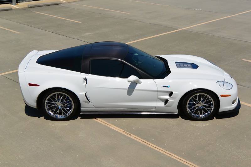 2011 Corvette ZR1 - Arctic White