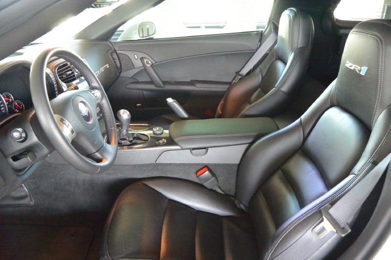 2011 Corvette ZR1 - Arctic White