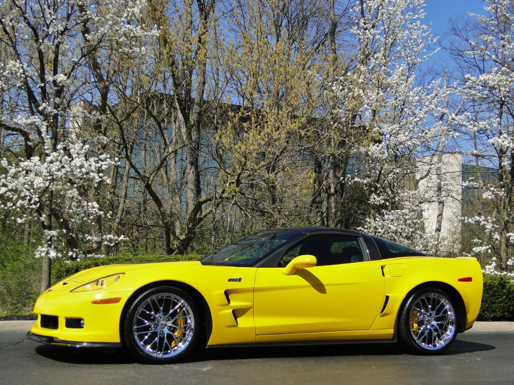 2012 Corvette ZR1 in Velocity Yellow