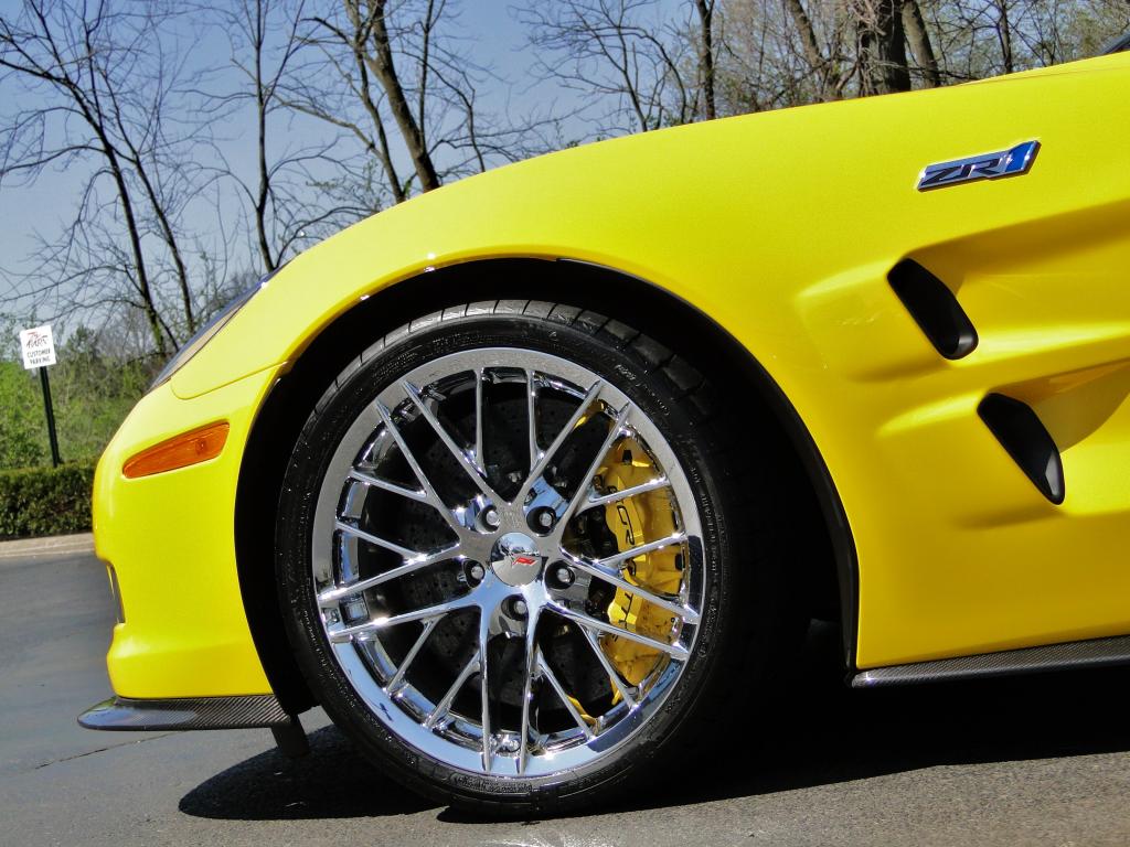 2012 Corvette ZR1 in Velocity Yellow