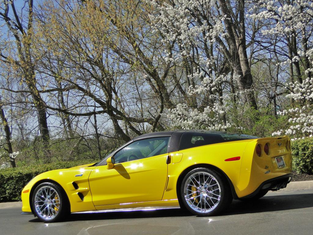 2012 Corvette ZR1 in Velocity Yellow