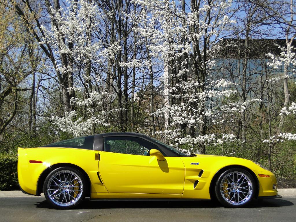 2012 Corvette ZR1 in Velocity Yellow