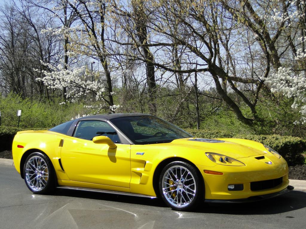 2012 Corvette ZR1 in Velocity Yellow