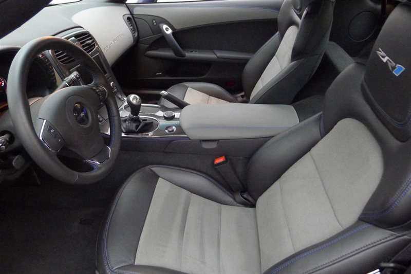 2013 Corvette ZR1 - Night Race Blue Metallic