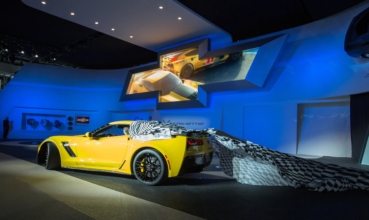 2015 Chevrolet Corvette Z06 Makes World Debut