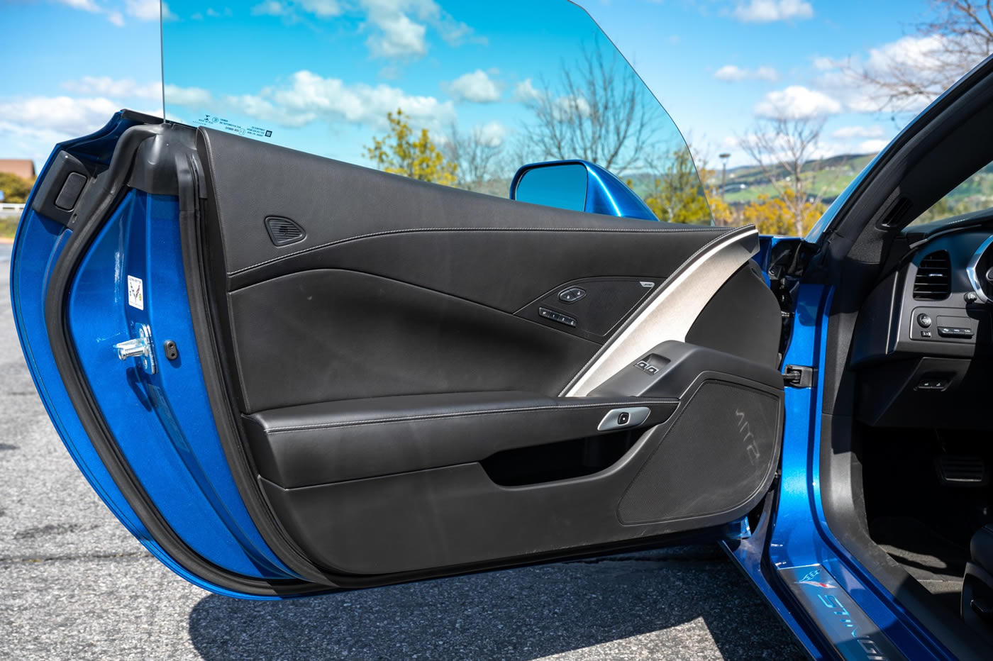 2015 Corvette Stingray Coupe 2LT in Laguna Blue