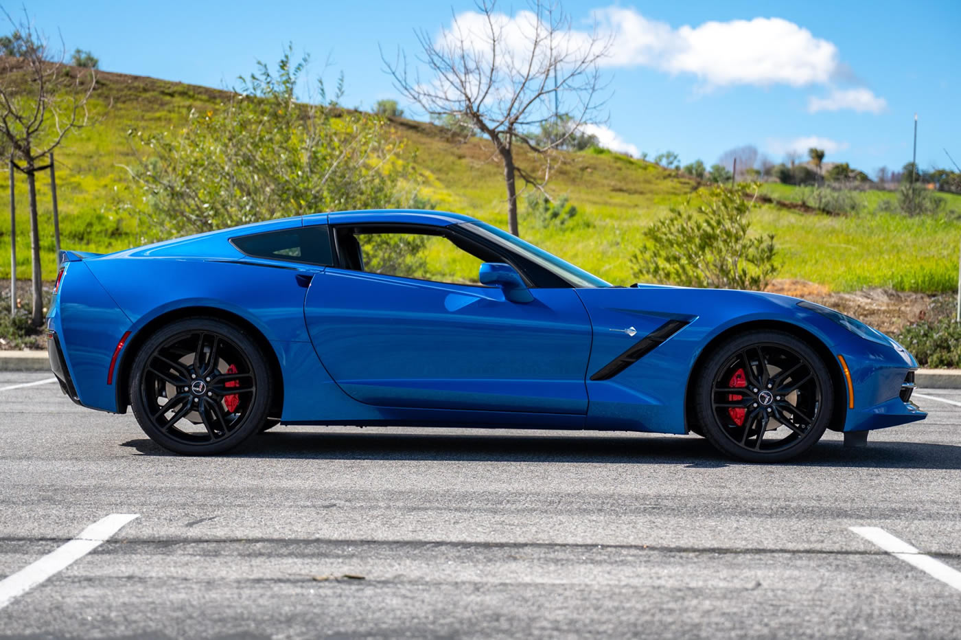 2015 Corvette Stingray Coupe 2LT in Laguna Blue