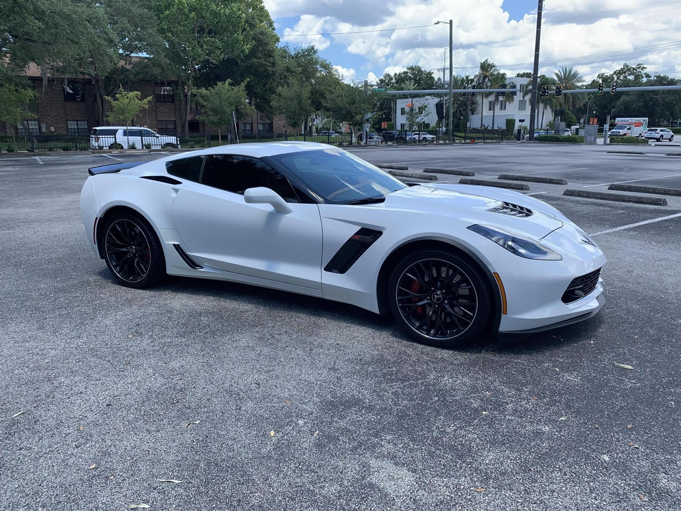 2015 Corvette Z06 3LZ Coupe in Arctic White