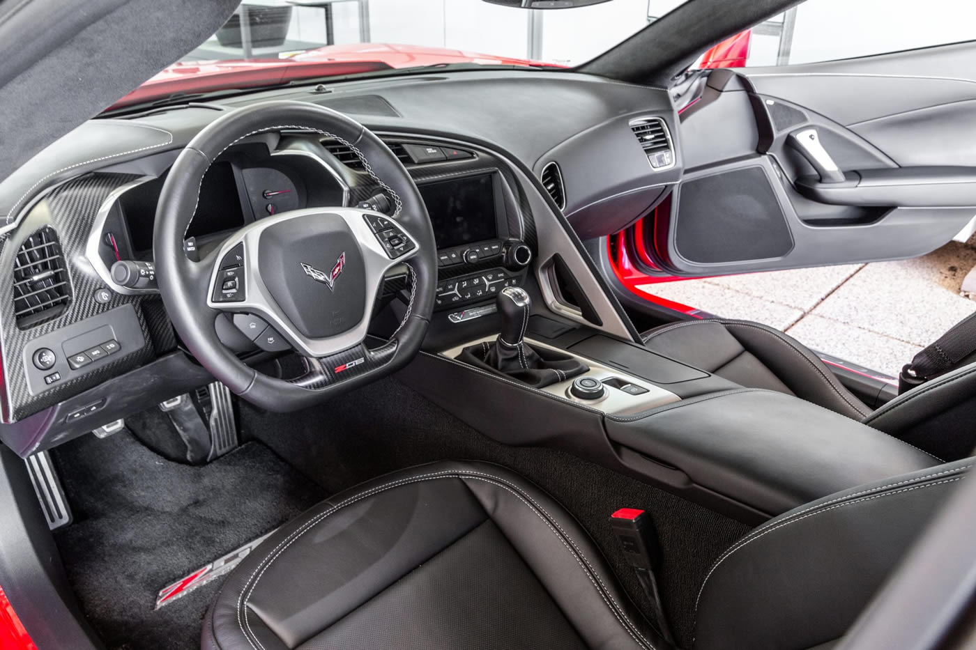 2015 Corvette Z06 Coupe 3LZ Z07 7-Speed in Torch Red