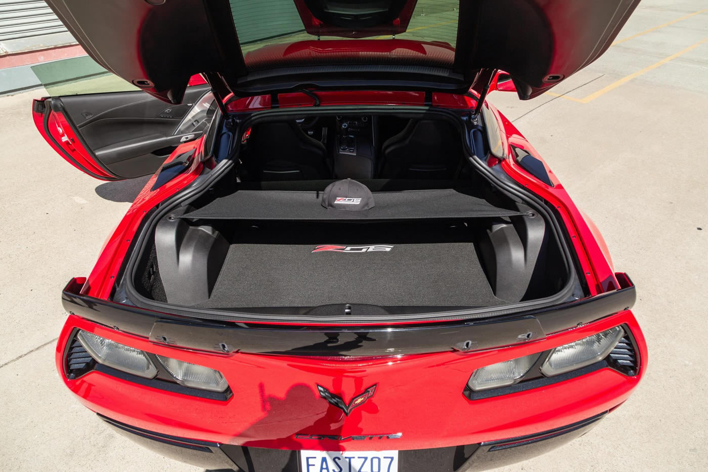 2015 Corvette Z06 Coupe 3LZ Z07 7-Speed in Torch Red