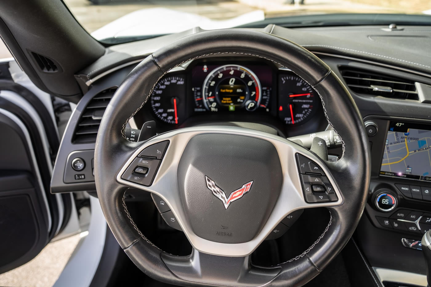 2016 Corvette Stingray Coupe Z51 2LT in Arctic White