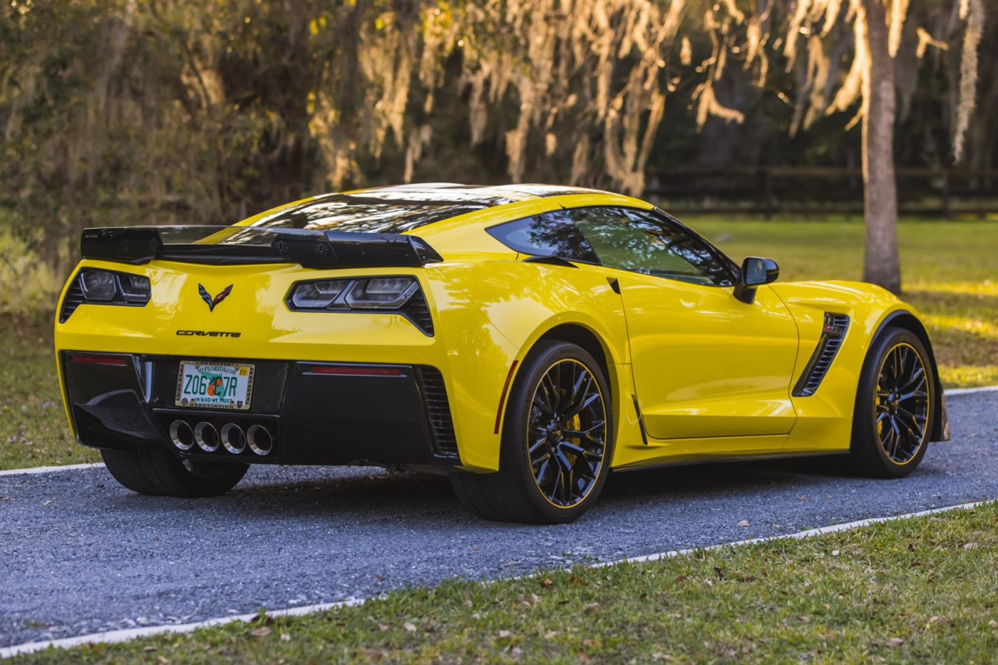 2016 Corvette Z06 C7.R Edition in Corvette Racing Yellow Corvette