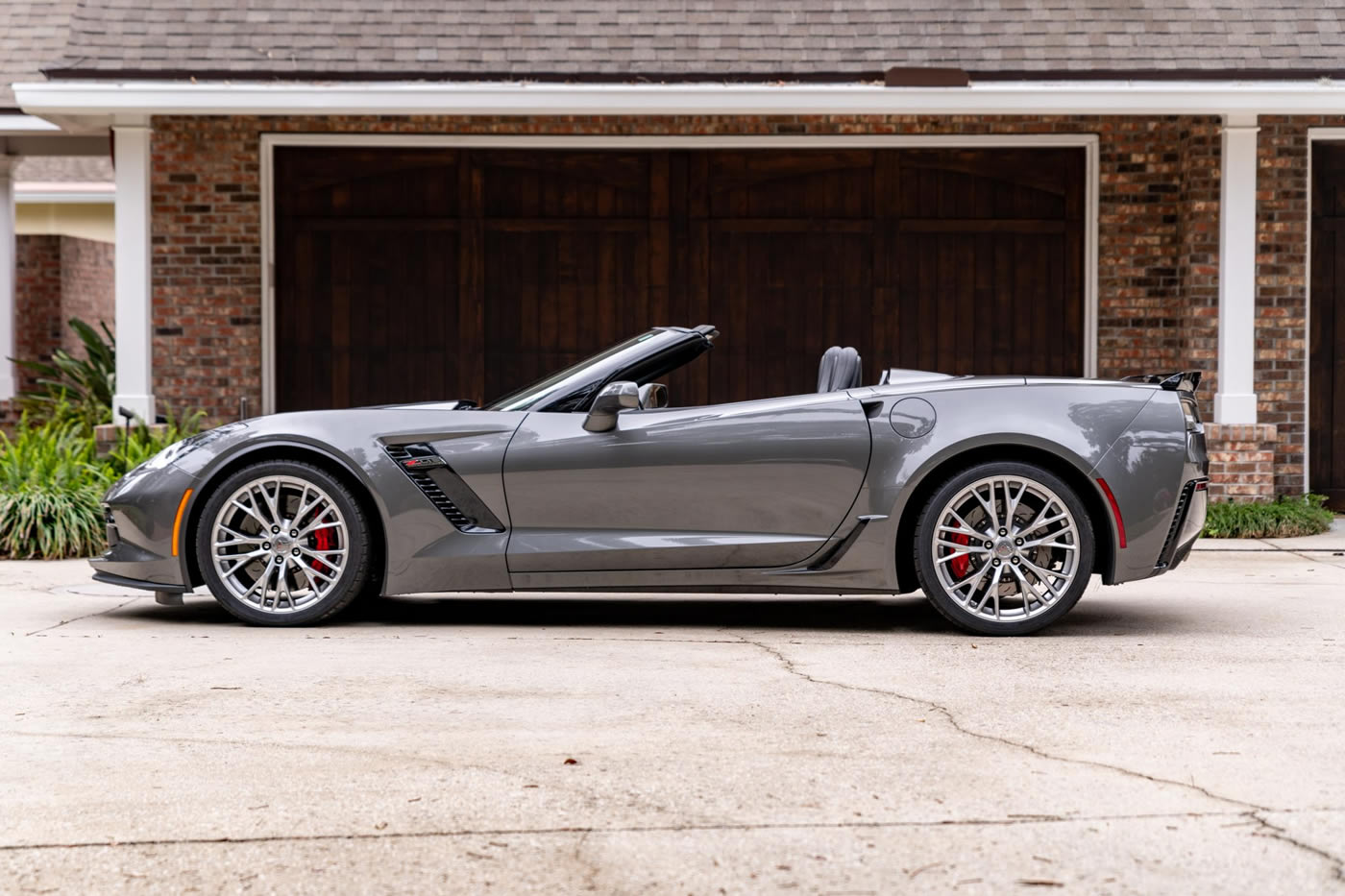 2016 Corvette Z06 Convertible 2LZ in Shark Gray Metallic