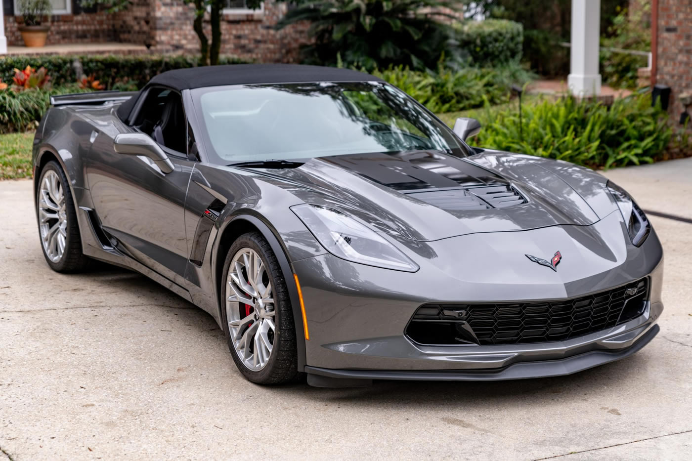 2016 Corvette Z06 Convertible 2LZ in Shark Gray Metallic