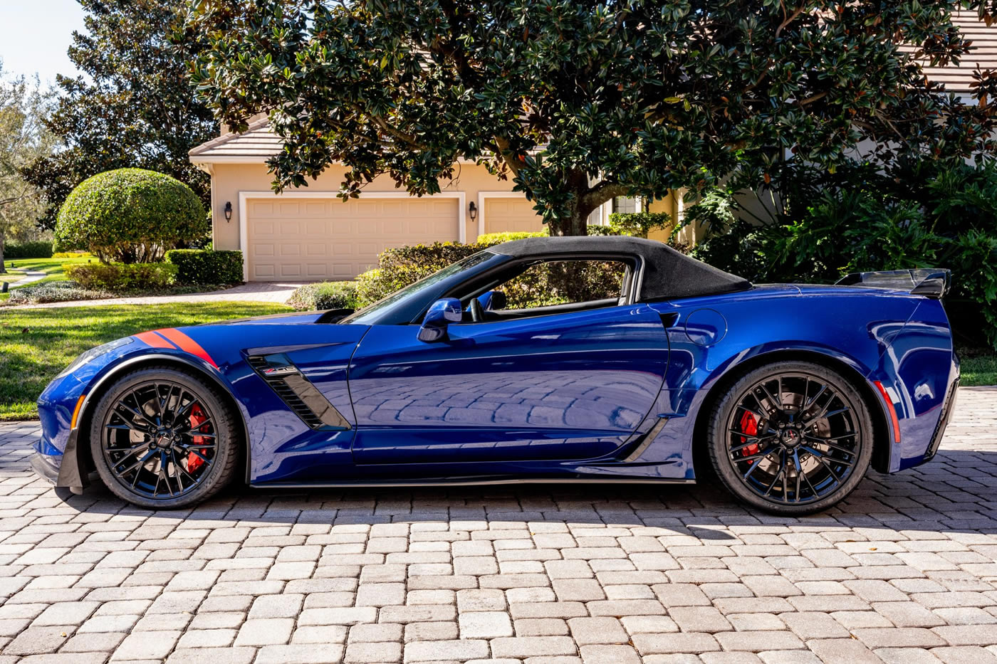 2016 Corvette Z06 Convertible in Admiral Blue Metallic