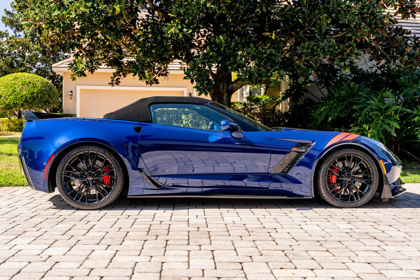 2016 Corvette Z06 Convertible in Admiral Blue Metallic