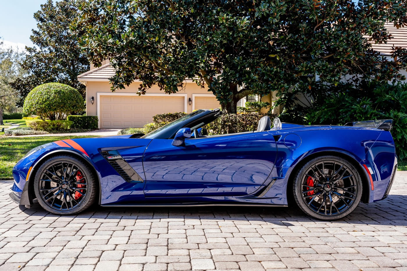 2016 Corvette Z06 Convertible in Admiral Blue Metallic