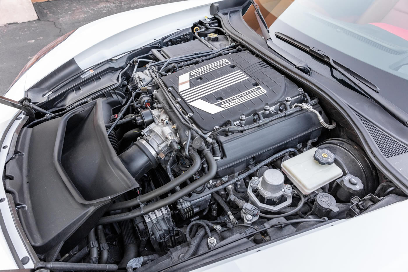 2016 Corvette Z06 Coupe 3LZ in Arctic White