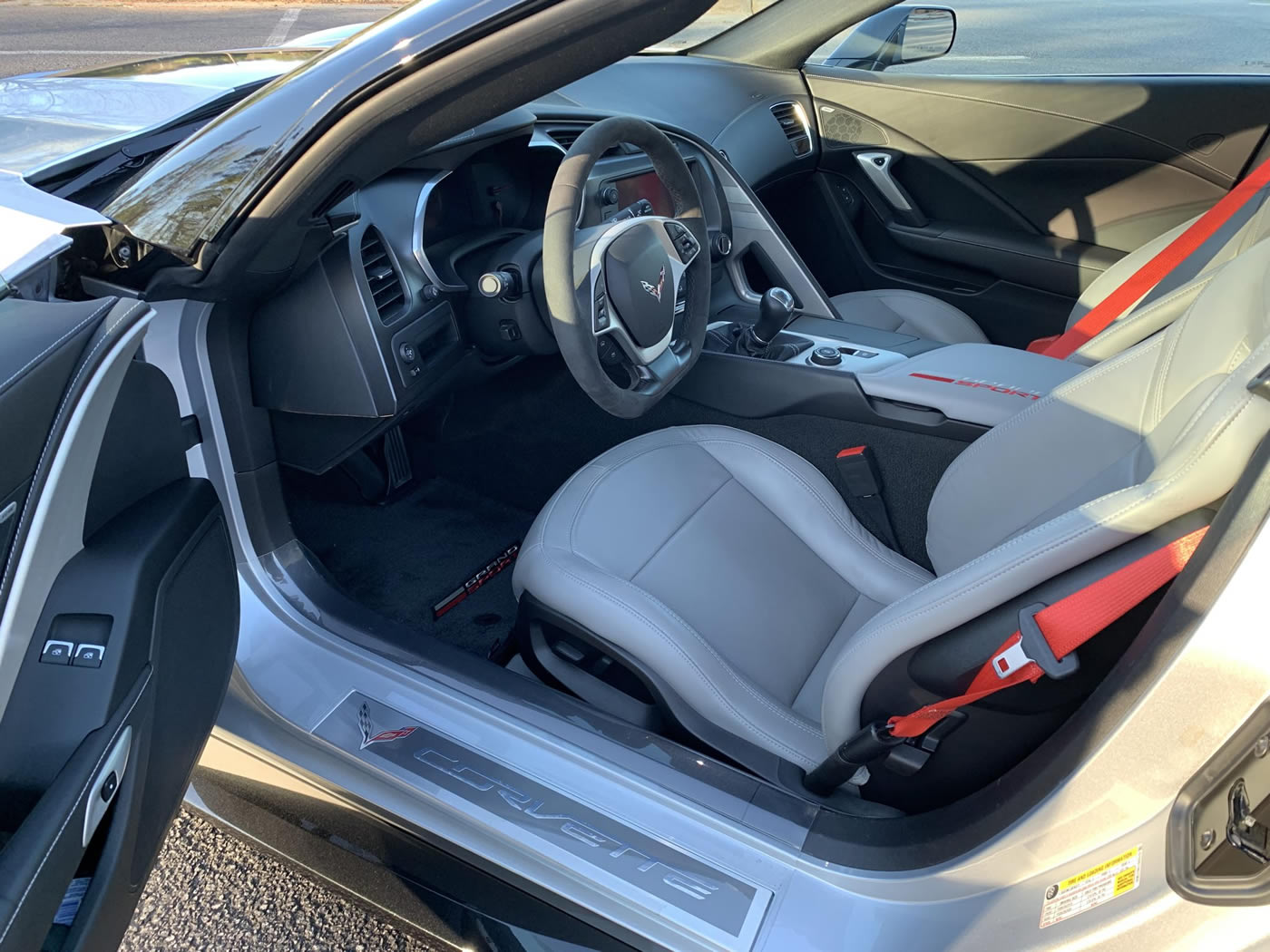 2017 Corvette Grand Sport Coupe in Blade Silver Metallic