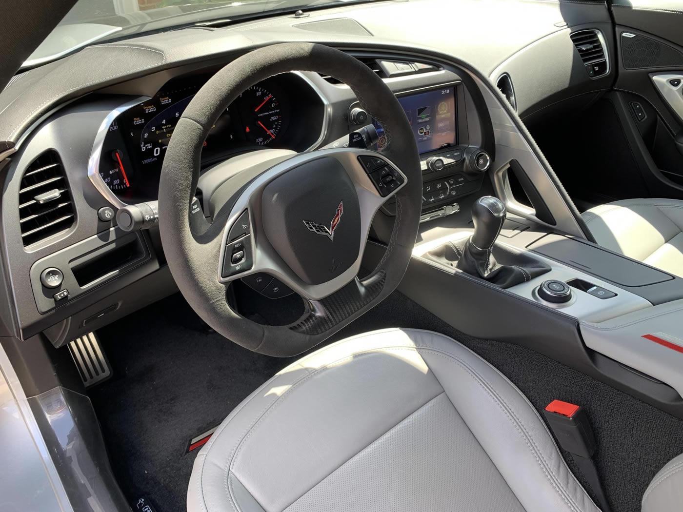 2017 Corvette Grand Sport Coupe in Blade Silver Metallic