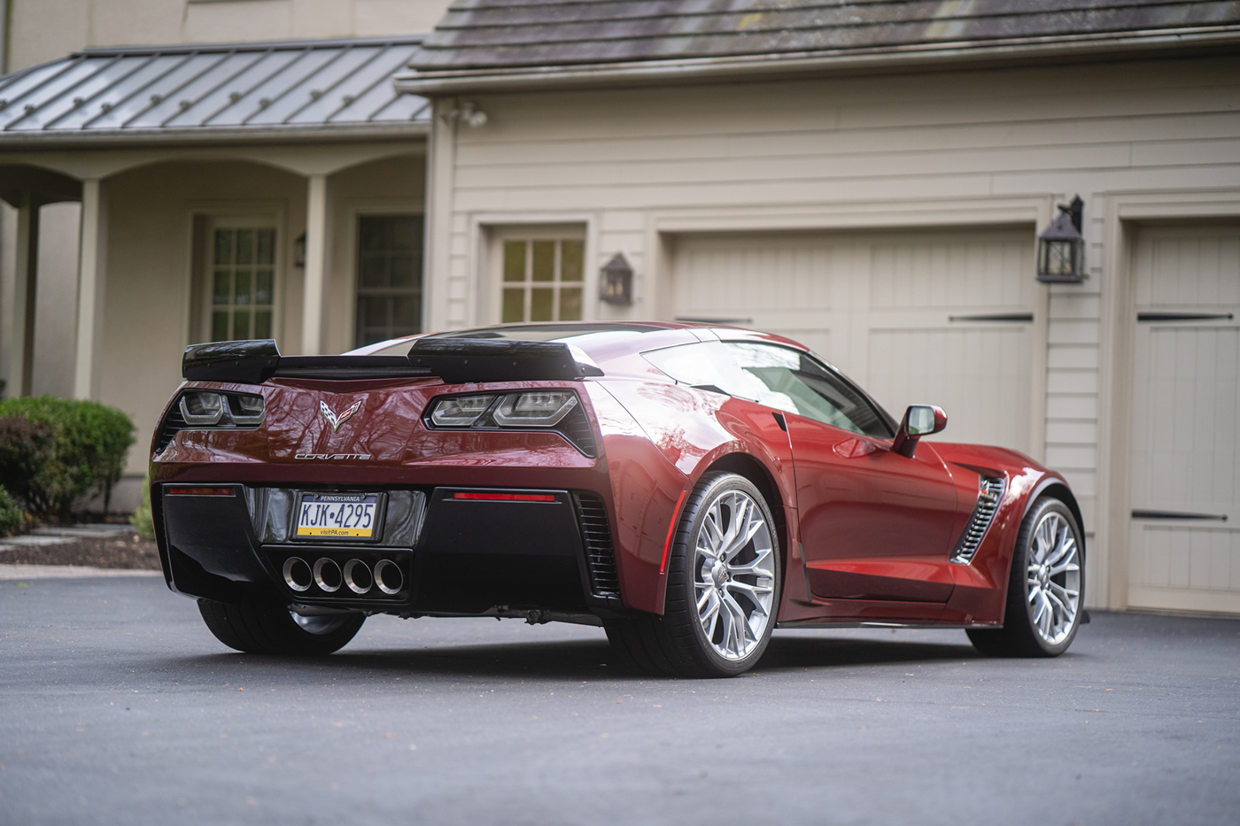 2017 Corvette Z06 Coupe 3LZ in Long Beach Red Metallic