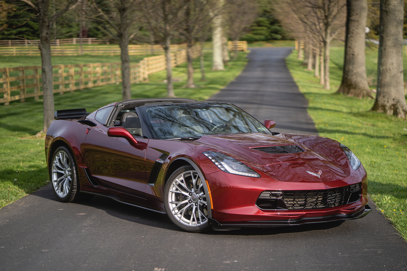 2017 Corvette Z06 Coupe 3LZ in Long Beach Red Metallic