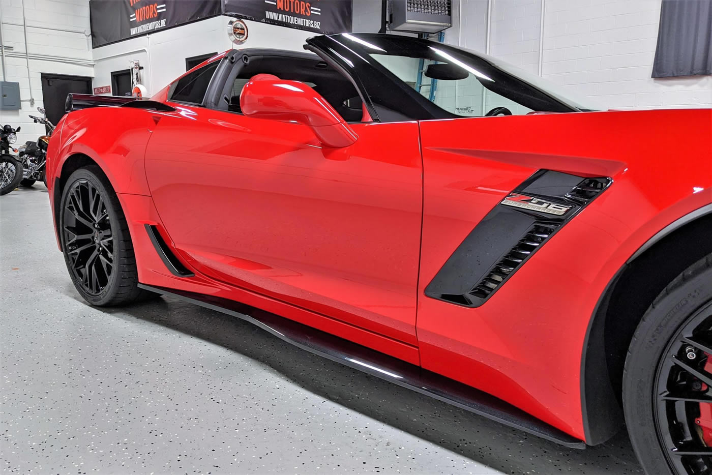 2017 Corvette Z06 Coupe in Torch Red and Z07 Package
