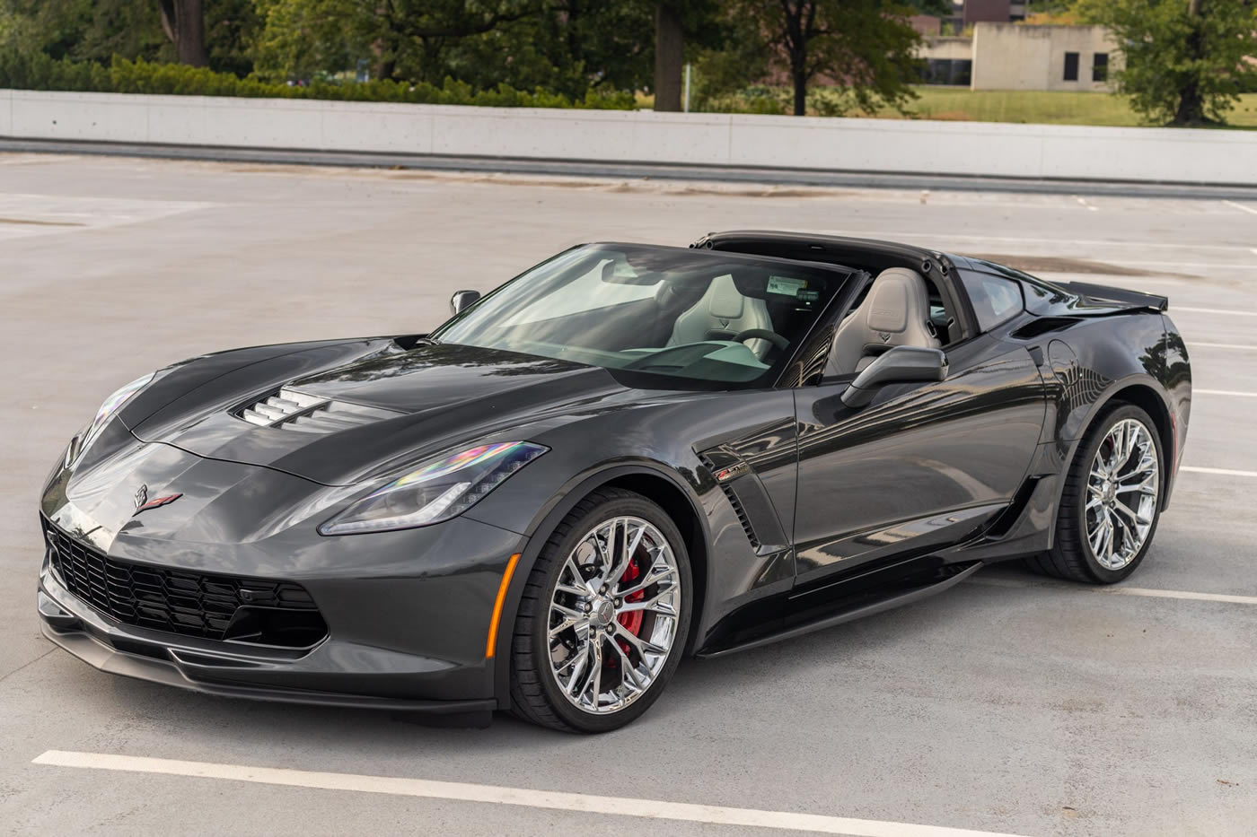 2018 Corvette Z06 Coupe 2LZ 7-Speed in Watkins Glen Gray