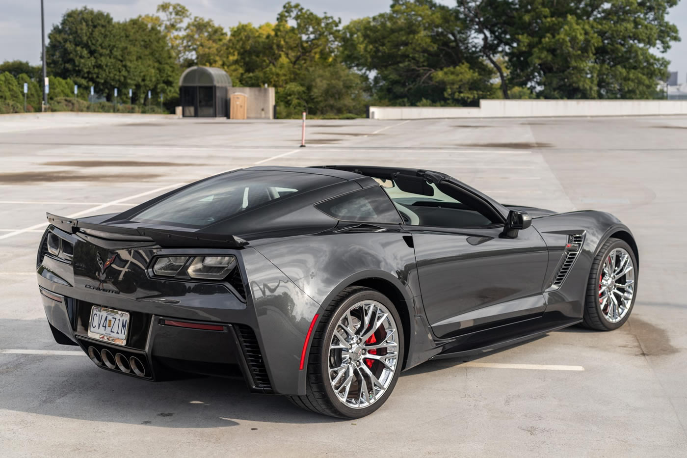 2018 Corvette Z06 Coupe 2LZ 7-Speed in Watkins Glen Gray