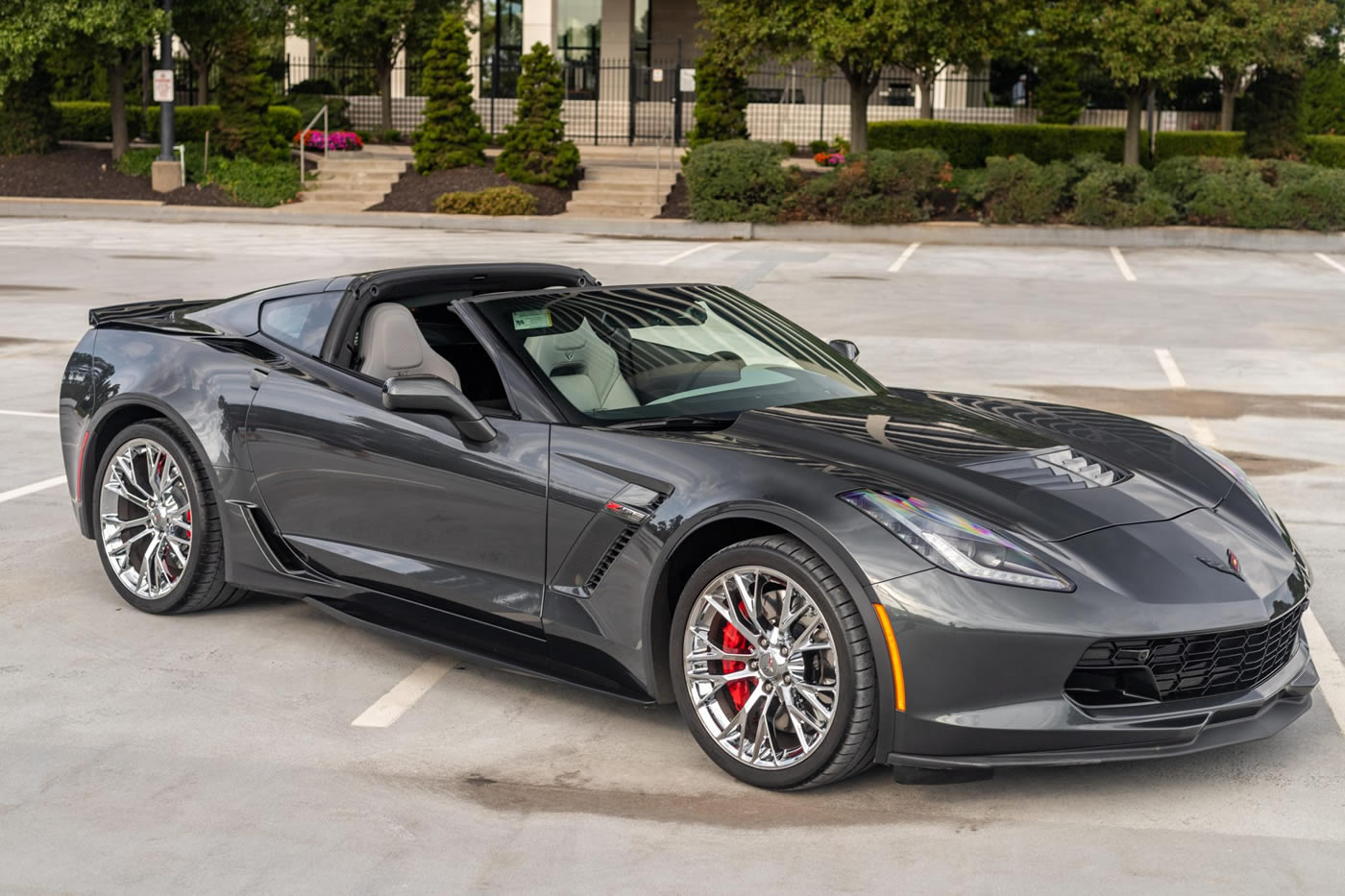 2018 Corvette Z06 Coupe 2LZ 7-Speed in Watkins Glen Gray