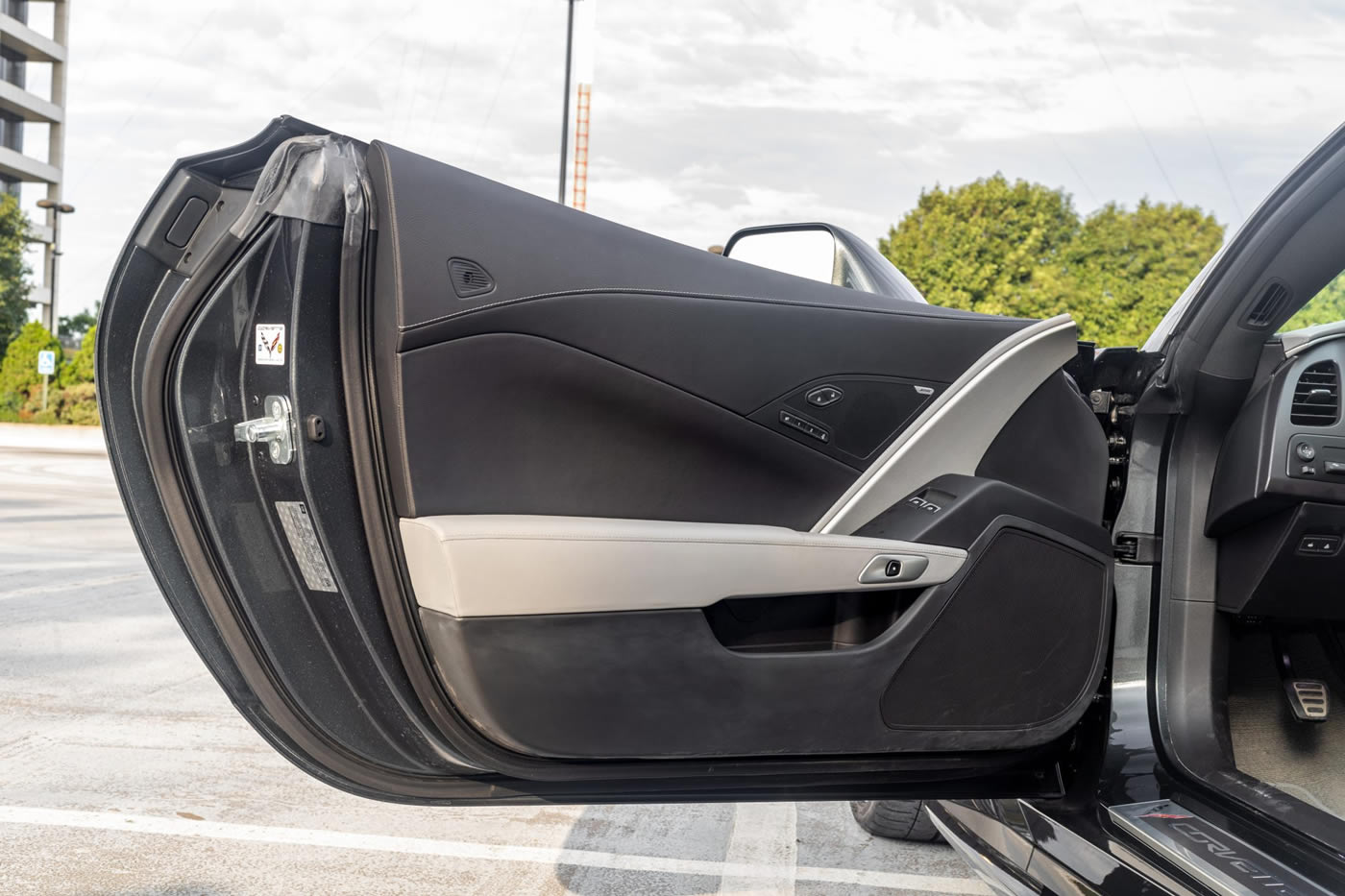 2018 Corvette Z06 Coupe 2LZ 7-Speed in Watkins Glen Gray