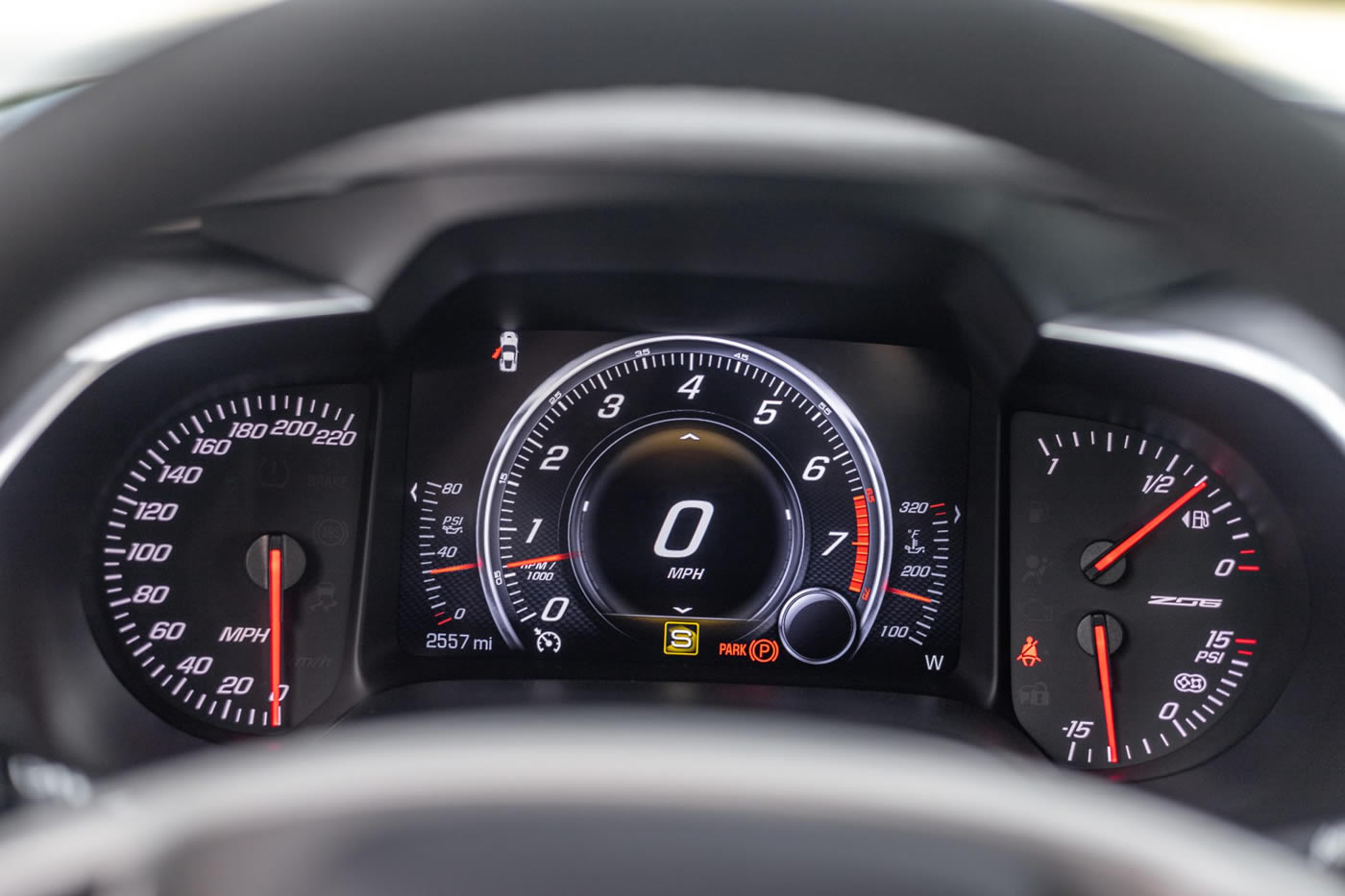 2018 Corvette Z06 Coupe 2LZ 7-Speed in Watkins Glen Gray