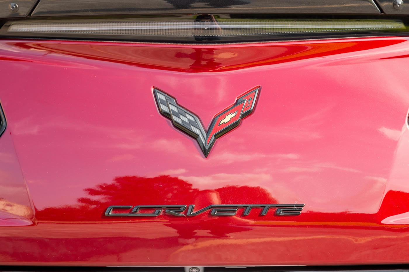 2018 Corvette Z06 Coupe in Long Beach Red Metallic