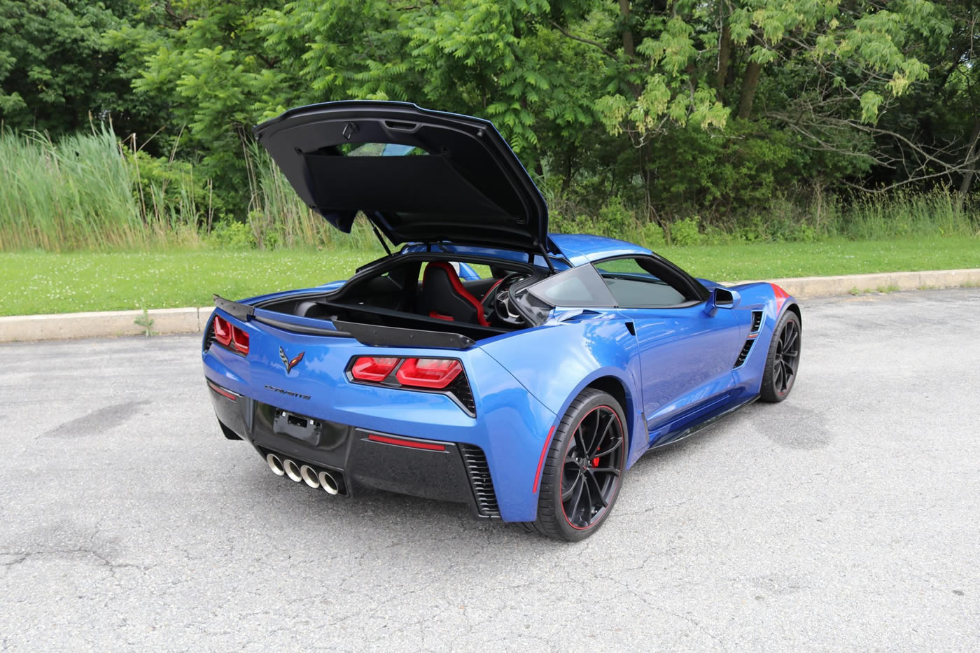 2019 Corvette Grand Sport 2LT Coupe in Elkhart Lake Blue Metallic