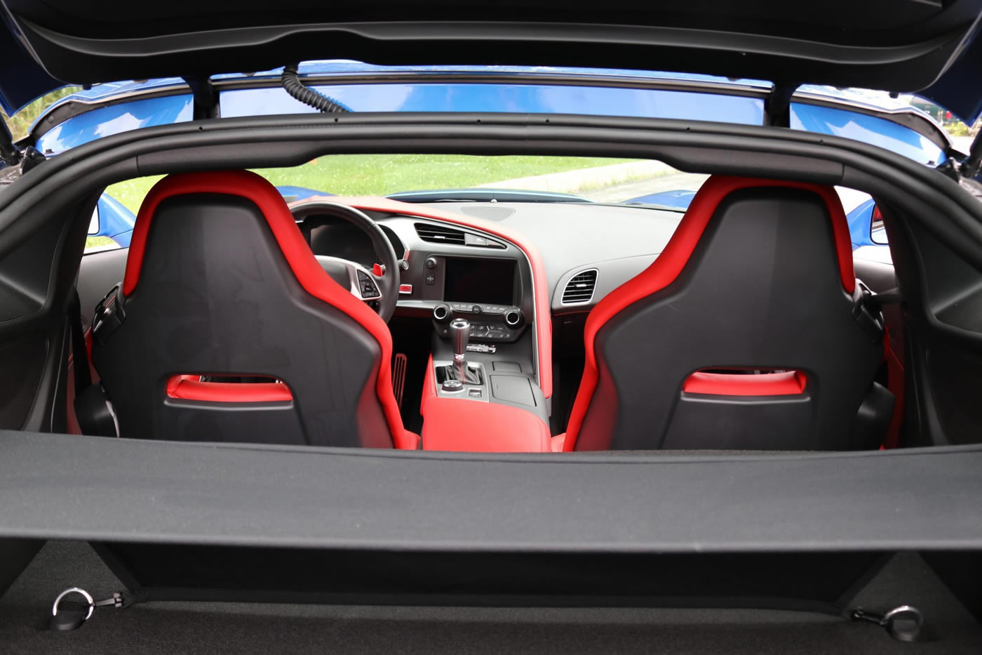 2019 Corvette Grand Sport 2LT Coupe in Elkhart Lake Blue Metallic