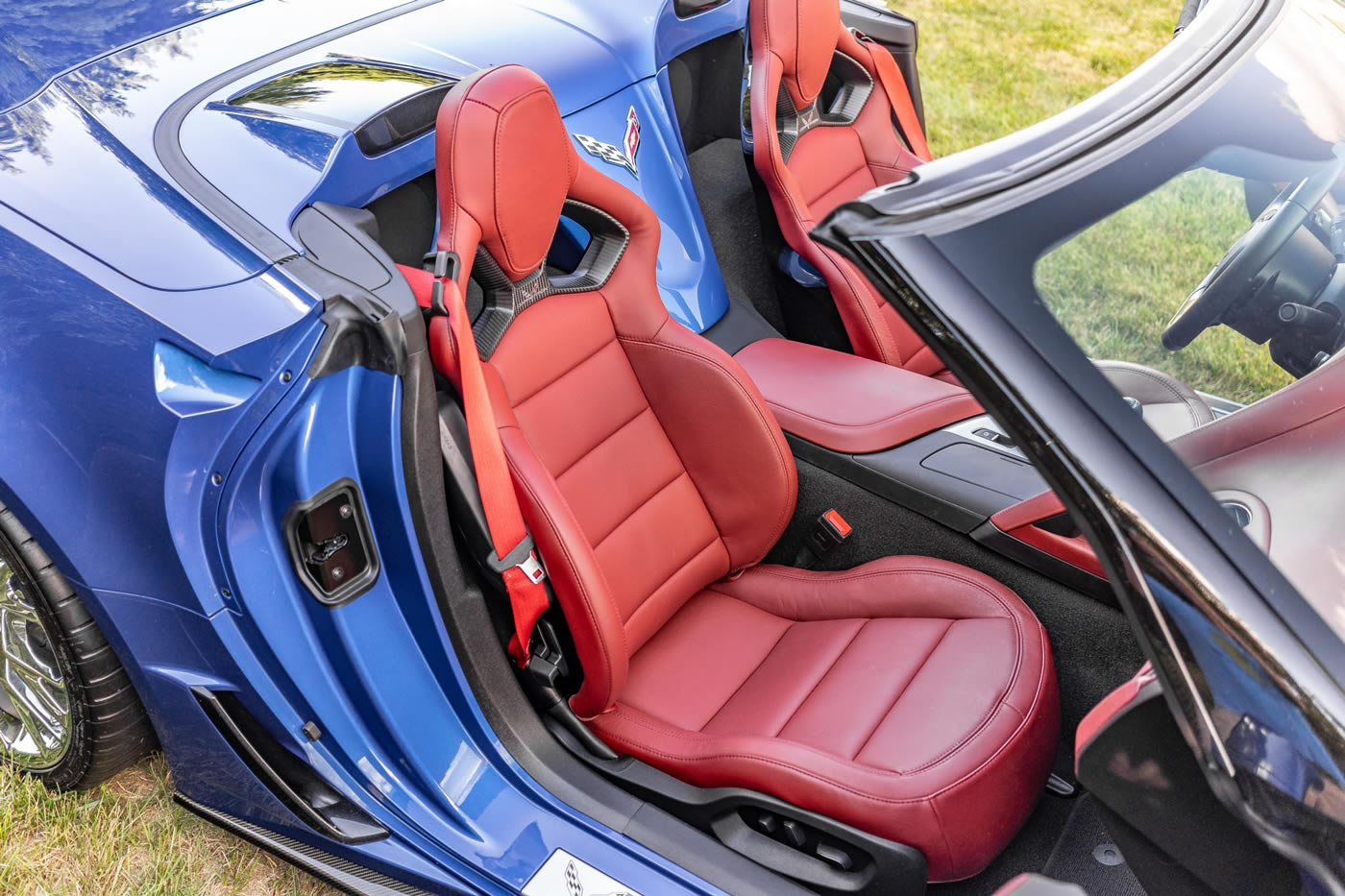 2019 Corvette Z06 Convertible in Elkhart Lake Blue Metallic