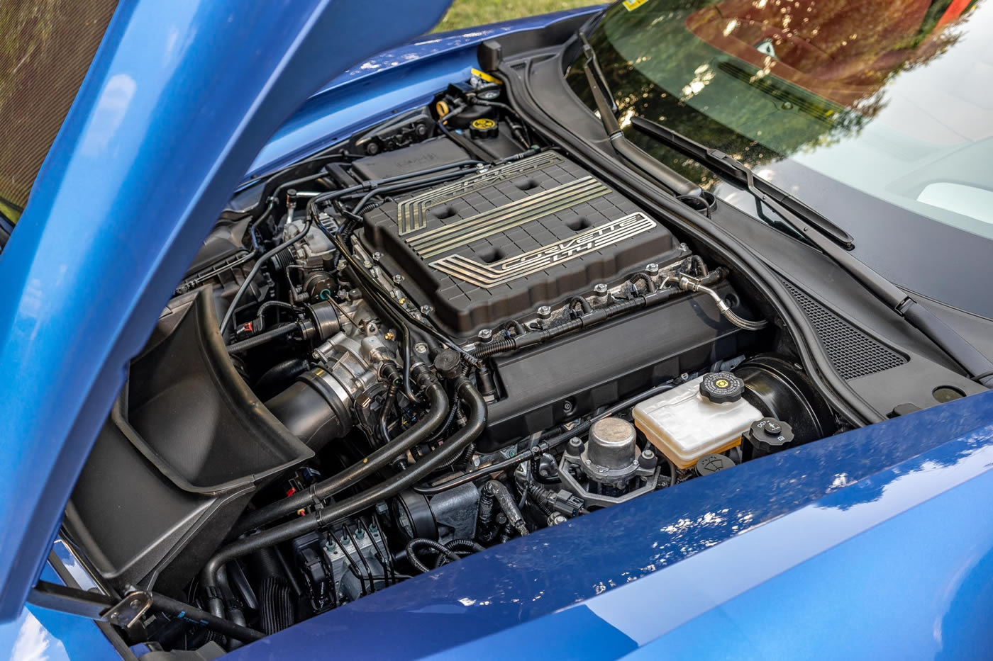 2019 Corvette Z06 Convertible in Elkhart Lake Blue Metallic