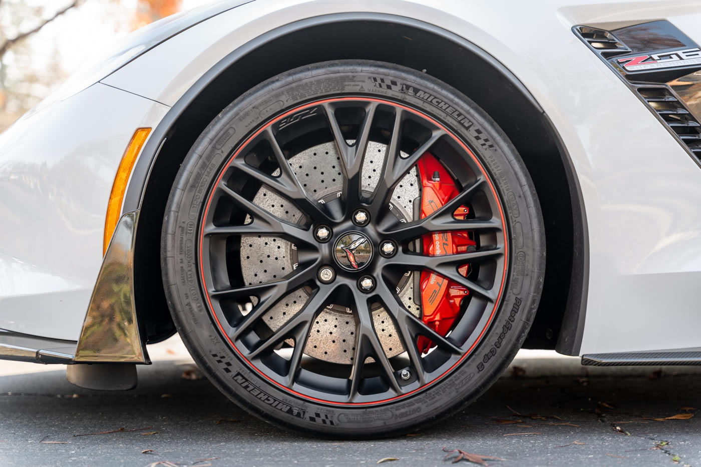 2019 Corvette Z06 Coupe in Ceramic Matrix Gray Metallic