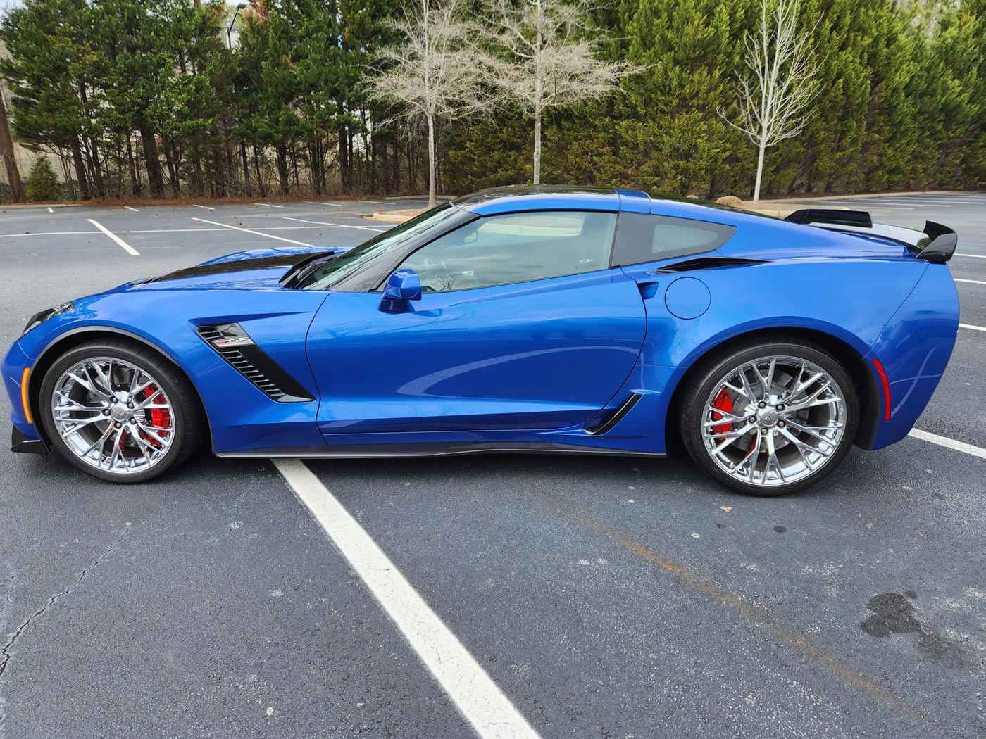 2019 Corvette Z06 Coupe in Elkhart Lake Blue Metallic