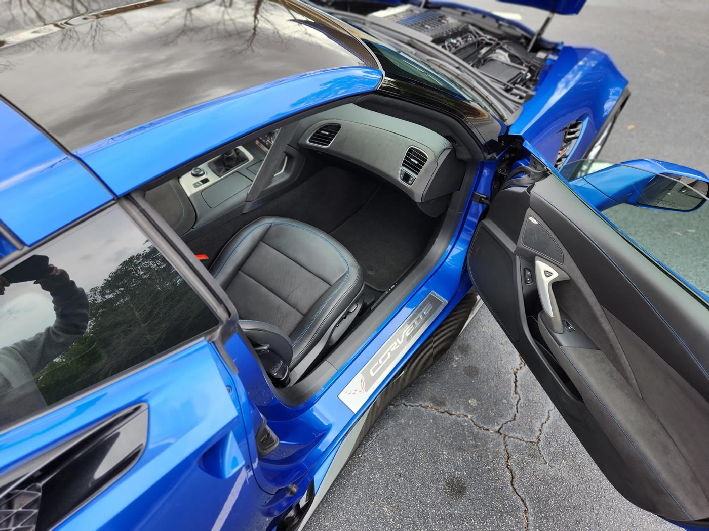 2019 Corvette Z06 Coupe in Elkhart Lake Blue Metallic