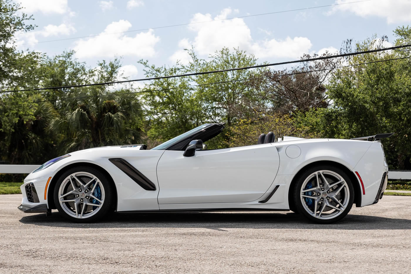 2019 Corvette ZR1 Convertible in Arctic White