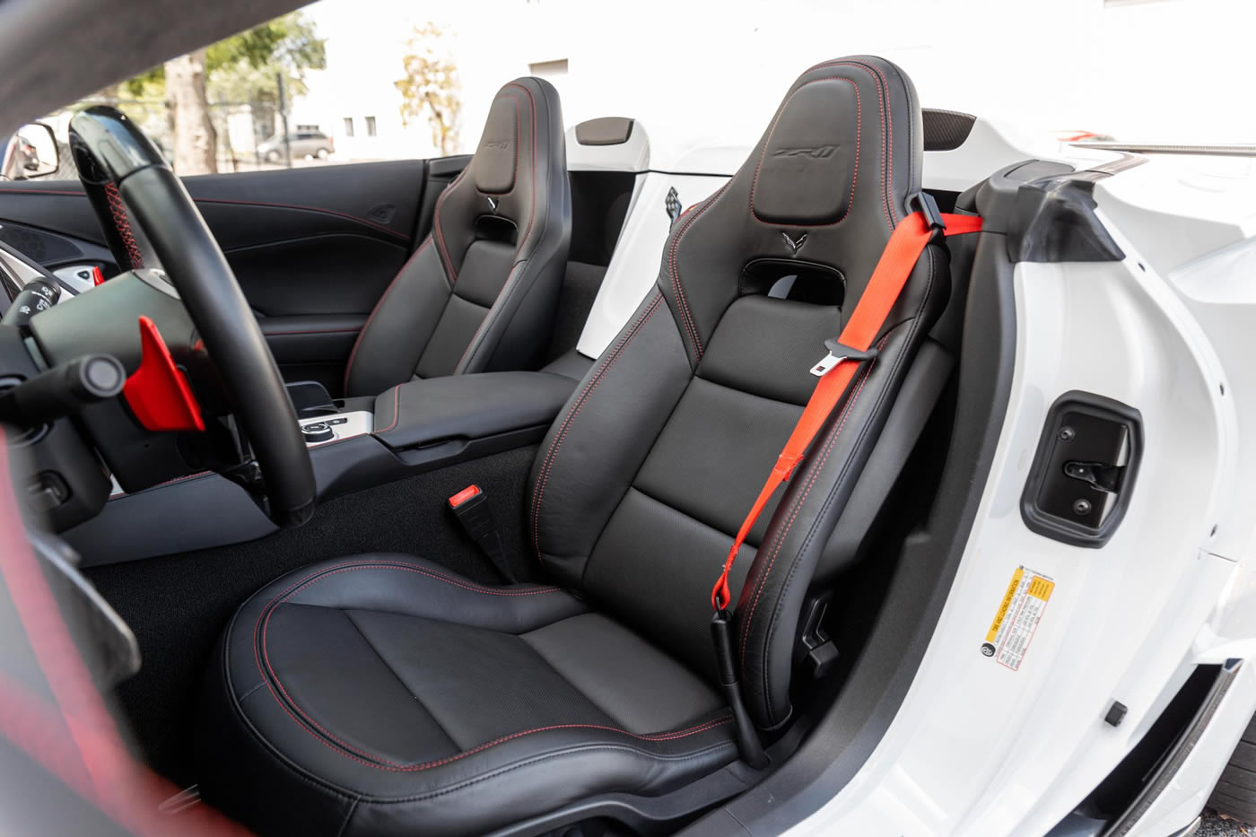 2019 Corvette ZR1 Convertible in Arctic White